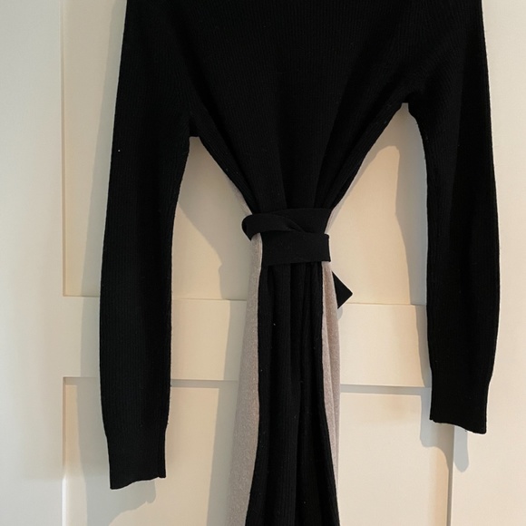 Club Monaco Arnettie Sweater Dress | XS - Picture 5 of 9